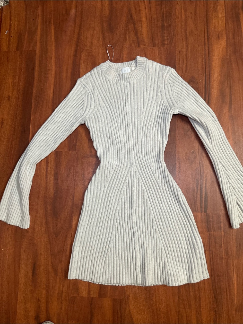 H&M Ribbed Knit Long Sleeve Sweater Dress in Cream - Picture 2 of 5